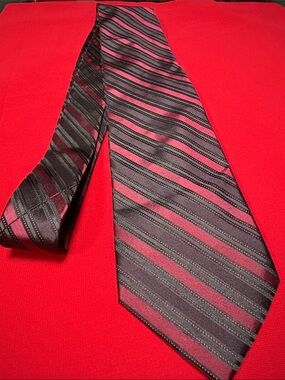 Calvin Klein silk tie!